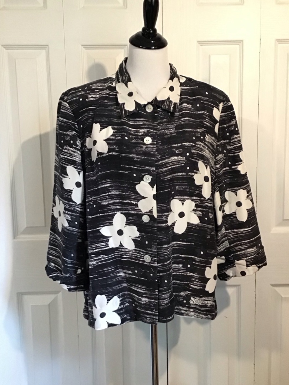 Silkland navy floral silk jacket 16